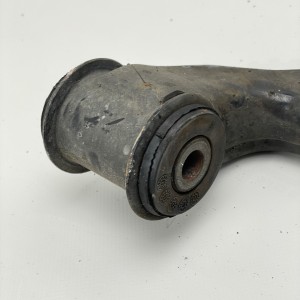 A6393300510 Ричаг передній правий на Мерседес Віто / Віано W639