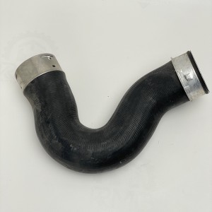 A9065282682 Патрубок інтеркулера правий на Мерседес Спрінтер W 906 319 419 519 3.0 OM642