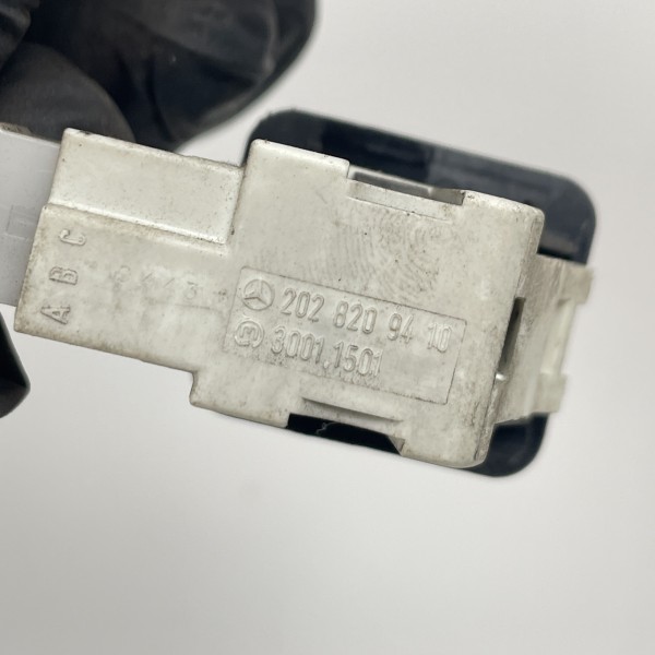 0015458714 Выключатель контроля положения ручного тормоза на Mercedes