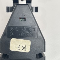 A1688201210 Аварийная кнопка / Кнопка аварийной остановки на Mercedes A-Class W 168