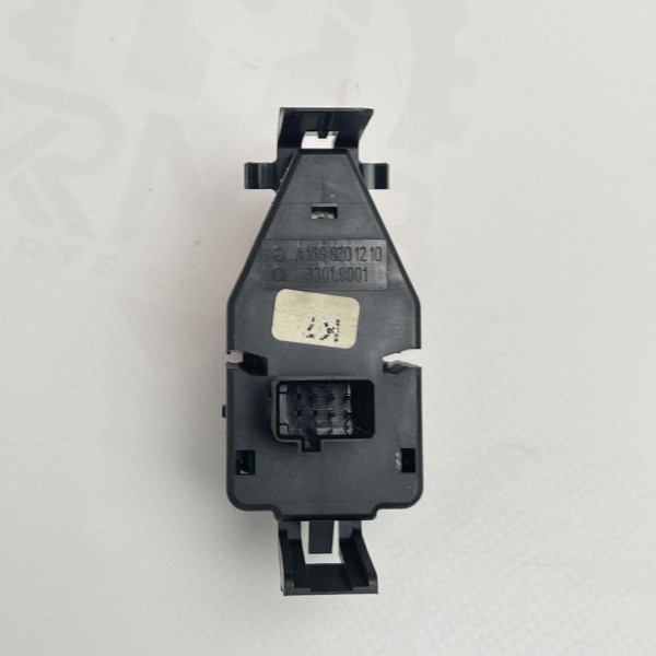 A1688201210 Аварийная кнопка / Кнопка аварийной остановки на Mercedes A-Class W 168