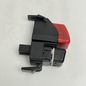 A1688201210 Аварійка / Кнопка аварійної зупинки  на Мерседес A-Class W 168