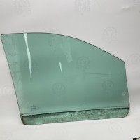 A6397250410 Стекло передней левой двери (водительской) на Mercedes Vito / Viano W 639