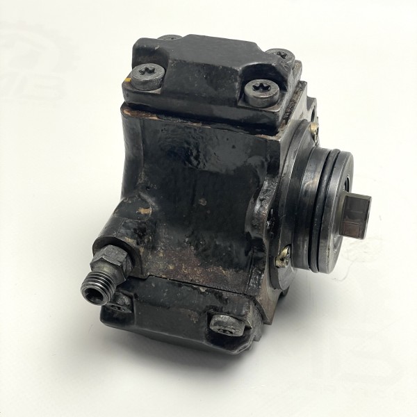 A6120700001 ТНВД топливный насос 2.7 CDI OM612 на Mercedes Sprinter 316, 416, 616