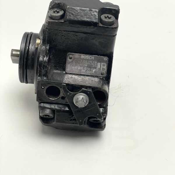 A6120700001 ТНВД топливный насос 2.7 CDI OM612 на Mercedes Sprinter 316, 416, 616