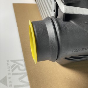 A9075011600 Радітор інтеркулер Nissens 961597 на Мерседес Спрінтер W 907 / W 910 