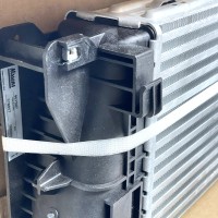 A9075011600 Радиатор интеркулер Nissens 961597 на Mercedes Sprinter W 907 / W 910