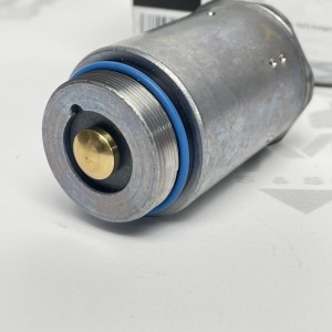 A6511800115 Oil pressure valve 2.2 OM651 Mercedes Sprinter W906 W907 Vito W639 W447