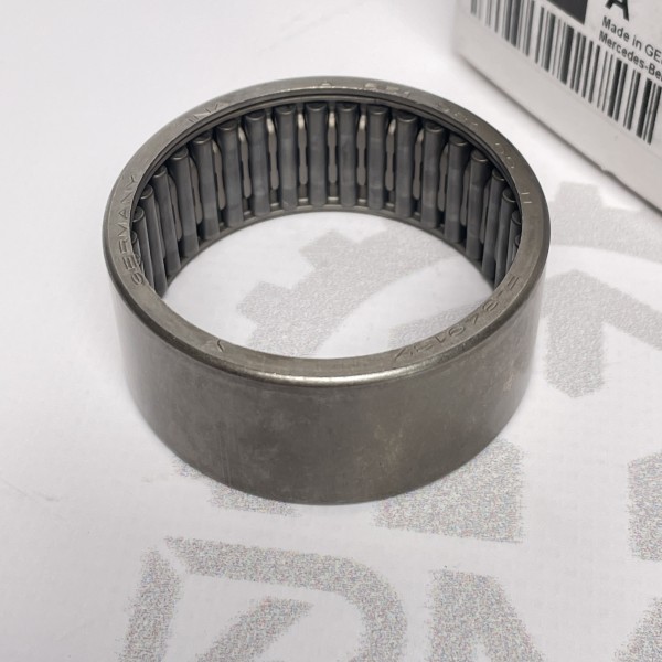 A6519810011 Needle bearing for balance shaft 2.2 OM651 for Mercedes Sprinter  W906 / W907 / Vito W639 W447 / W212 W204