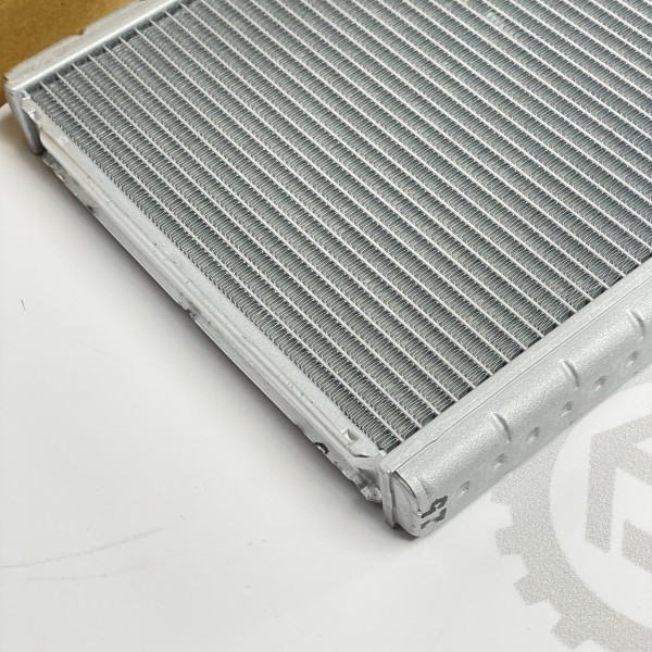 A0008355600 Heater radiator for Mercedes Sprinter W 907 / W 910 2.2 3.0