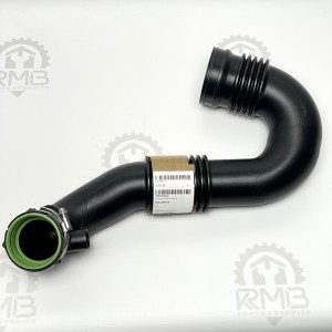 A9065282224 Воздуховод, выход из воздушного фильтра 3.0 CDI OM642 на Mercedes Sprinter 318 319 518 519 W 906 / W 907
