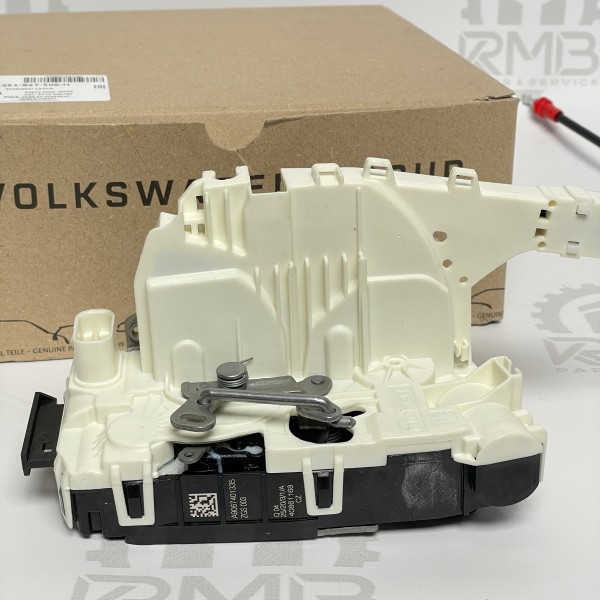 А9067401335 Замок задней правой двери на Mercedes Sprinter W 906 / Volkswagen Crafter