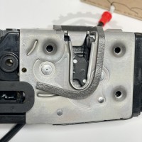 А9067401335 Замок задней правой двери на Mercedes Sprinter W 906 / Volkswagen Crafter