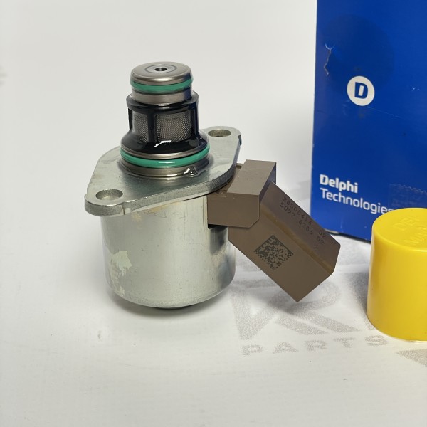 7135-818 Регулятор давления топлива высоконапорного топливного насоса Delphi 2.2 CDI OM651 на Mercedes Sprinter W 906 / W907 / Vito W639 W447