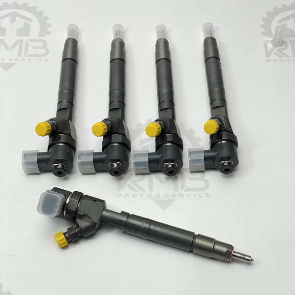 A6120700587 Форсунка паливна дизельна Bosch 066 - 2.7 CDI OM612 на Мерседес Спрінтер W903 216 316 416 / W906 2.7 CDI  (Ціна за шт)
