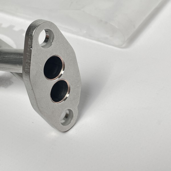 A6511800722 Трубка слива масла из турбины 2.2 CDI OM651 на Mercedes Sprinter W 906 / W 907