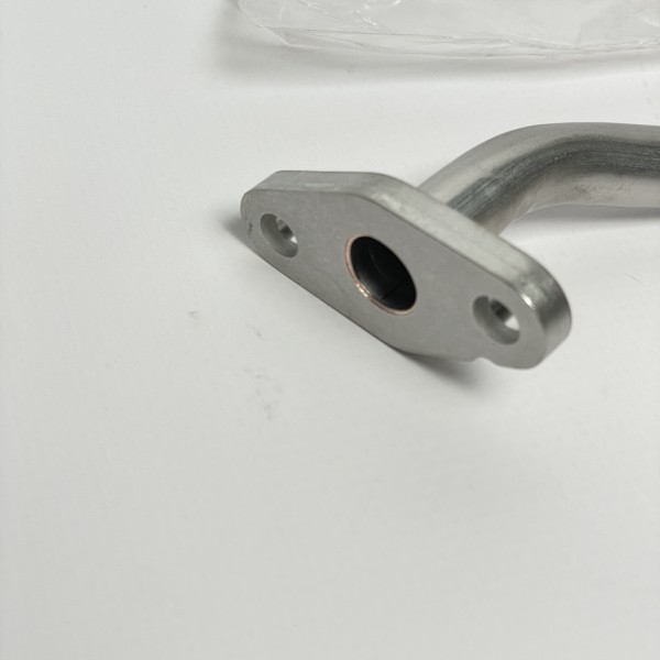 A6511800722 Трубка слива масла из турбины 2.2 CDI OM651 на Mercedes Sprinter W 906 / W 907