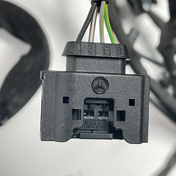 A6421501001 Проводка двигуна (моторна коса) 3.0 CDI OM642 на Мерседес Спрінтер W 906 / W 907