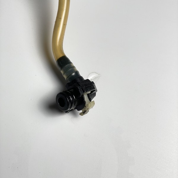 A6120703232 Топливный шланг от насоса подкачки к ТНВД на Mercedes  2.2, 2.7 CDI OM611 / OM612, C-Class W203 / E-Class W210 / ML270 W163