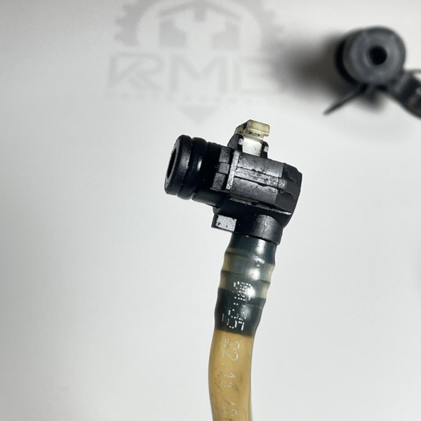 A6120703232 Топливный шланг от насоса подкачки к ТНВД на Mercedes  2.2, 2.7 CDI OM611 / OM612, C-Class W203 / E-Class W210 / ML270 W163