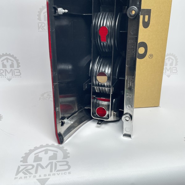 440-1939R-UE Фонарь / Стоп-сигнал, задний правый DEPO на Mercedes Sprinter W 906