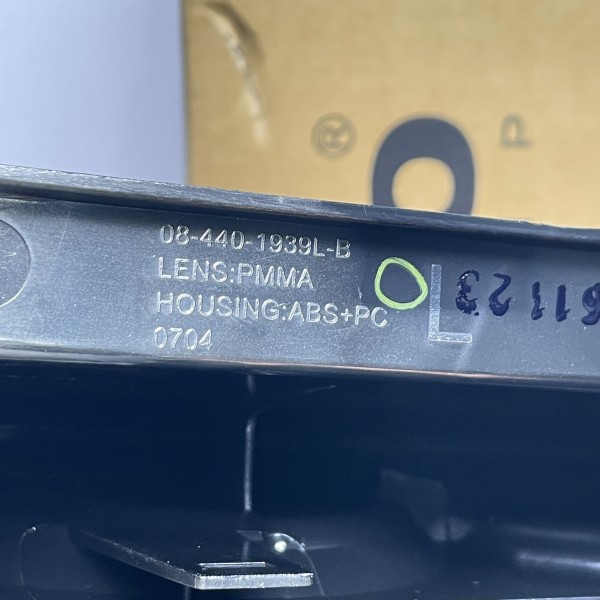 440-1939L-UE Фонарь / Стоп-сигнал, задний левый DEPO на Mercedes Sprinter W 906