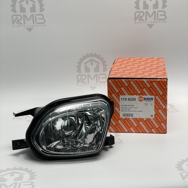 110 8220 Правая противотуманная фара AutoTechteile на Mercedes Sprinter W 906 2006 - 2013р.