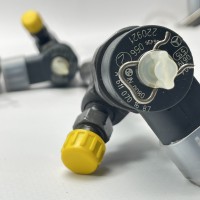 A6110701687 Топливная форсунка Bosch на Mercedes Sprinter 2.2 CDI W903 / W906 2.7 CDI (Цена за шт.)