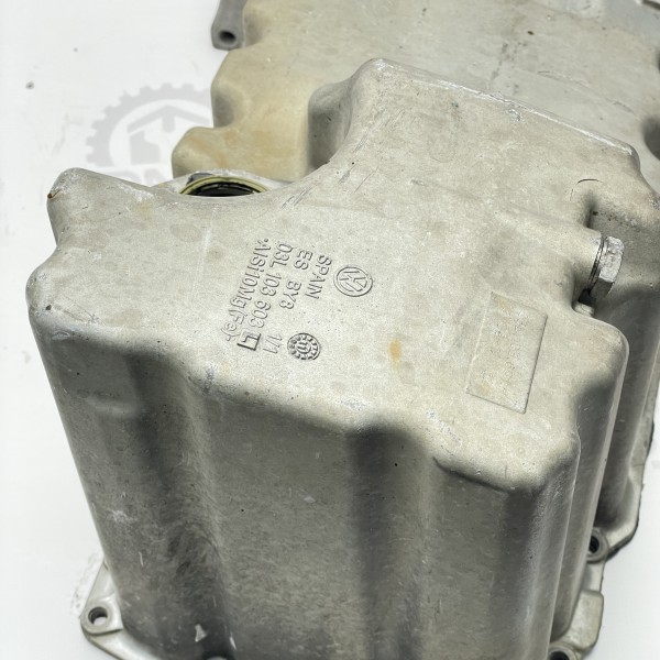 03L103603L Алюминиевый масляный поддон двигателя на Volkswagen Crafter