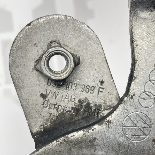 03L 103 369 F Кронштейн крепления двигателя на Volkswagen Crafter 2.0 TDI