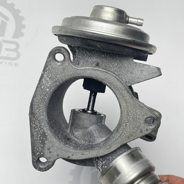 A6111090075 Вакуумный клапан EGR на Mercedes ML270 2.7 CDI OM612 W163