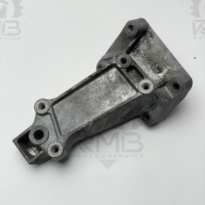 A6122230004 Кронштейн двигателя / левая опора на Mercedes W903 / W904 / W905 2.7 CDI OM612 
