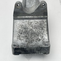 A6122230204 Кронштейн / опора двигателя, правая на Mercedes ML270 2.7 CDI OM612 W163