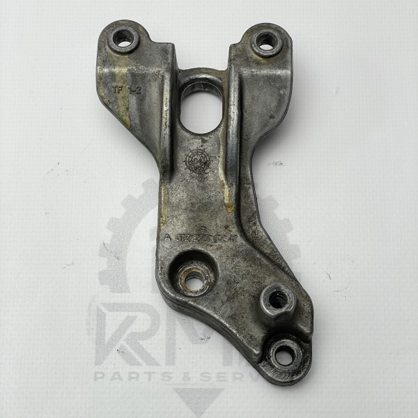 A6122230241 Кронштейн (петля) подвески двигателя на Mercedes 316 416 616 2.7 CDI OM612