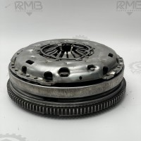 415 0649 10 Комплект зчеплення - маховик, диск і корзина LUK на Фольксваген Крафтер 2.0 TDI 120kw