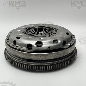 415 0649 10 Комплект сцепления — маховик, диск и корзина LUK на Volkswagen Crafter 2.0 TDI 120kw