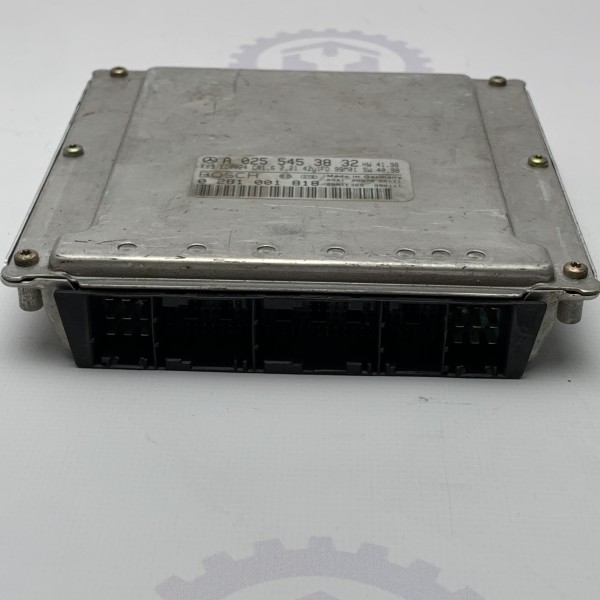 A0255453832 Блок управления двигателем 2.2 CDI OM611 на Mercedes C220 W202 C-class A0255453832 Блок управления двигателем 2.2 CDI OM611 на Mercedes C220 W202 C-class