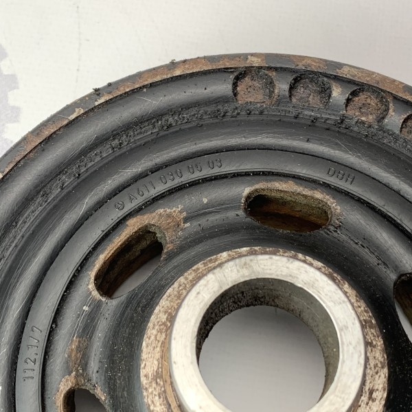 A6110300503 Шкив коленчатого вала на Mercedes Sprinter W 906 / C-Class W203 / E-Class W210 W211 / Vito W639 2.2 CDI OM611 OM646 A6110300503 Шкив коленчатого вала на Mercedes Sprinter W 906 / C-Class W203 / E-Class W210 W211 / Vito W639 2.2 CDI OM611 OM646