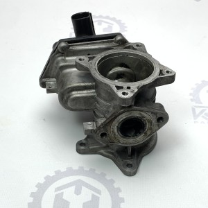 03L131501A Клапан EGR на Volkswagen Crafter / Amarok / Caddy / T5    2.0 TDI