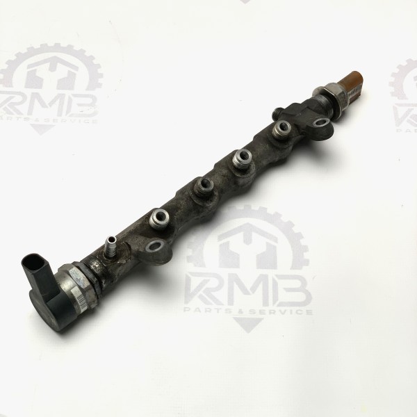 057130764AB Топливная рейка в сборе VAG на Volkswagen Crafter 2.0