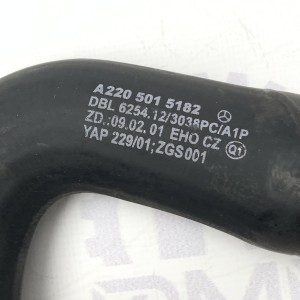A2205015182 Radiator cooling system hose/fitting for Mercedes E320 W211 / S320 W220    3.2 CDI OM648