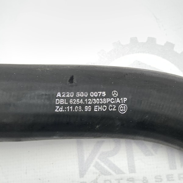 А2205000075 Шланг патрубок системи охолодження на Мерседес S320 W220 3.2 cdi А2205000075 Шланг патрубок системи охолодження на Мерседес S320 W220 3.2 cdi