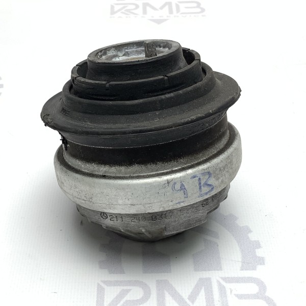 A2112400317 Левая опорная подушка двигателя на Mercedes  W211