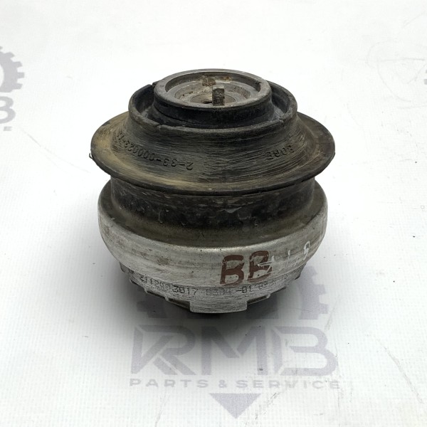 A2112403817 Опорная подушка двигателя  на Mercedes W211