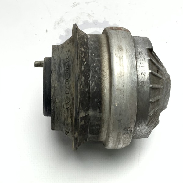 A2112403817 Опорная подушка двигателя  на Mercedes W211