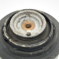 A2202401817 Опорная подушка двигателя на Mercedes  3.2CDI S320 W220