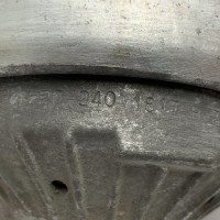 A2202401817 Опорная подушка двигателя на Mercedes  3.2CDI S320 W220