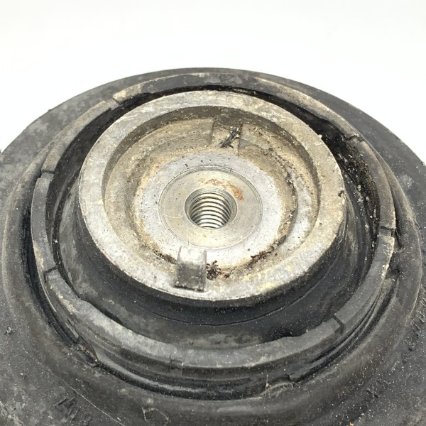 A2112401617 Опорная подушка двигателя на Mercedes E-Class W211 A2112401617 Опорная подушка двигателя на Mercedes E-Class W211