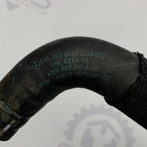 A6462030482 Cooling system hose for the heat exchanger on the Mercedes C-Class W203 / E-Class W211 2.2 CDI OM646