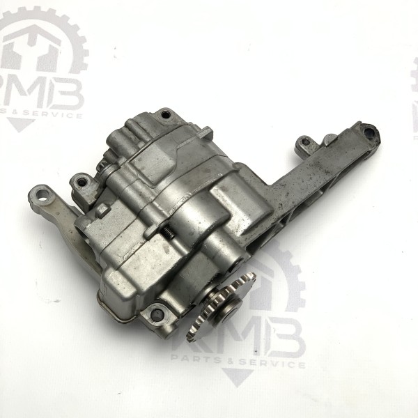 A6421810547 Масляный насос на Mercedes Е-class W211 3.0 642 V6 A6421810547 Масляный насос на Mercedes Е-class W211 3.0 642 V6
